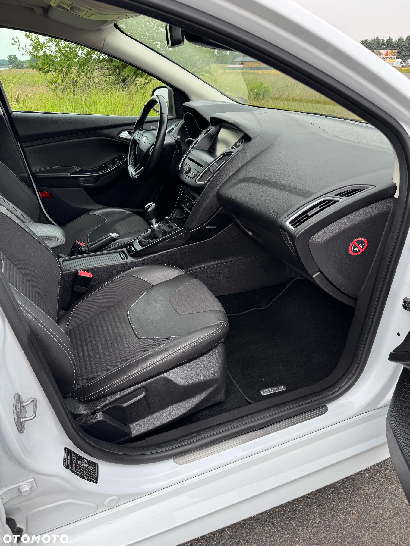 Ford Focus 1.5 EcoBoost Start-Stopp-System ST-LINE - 19