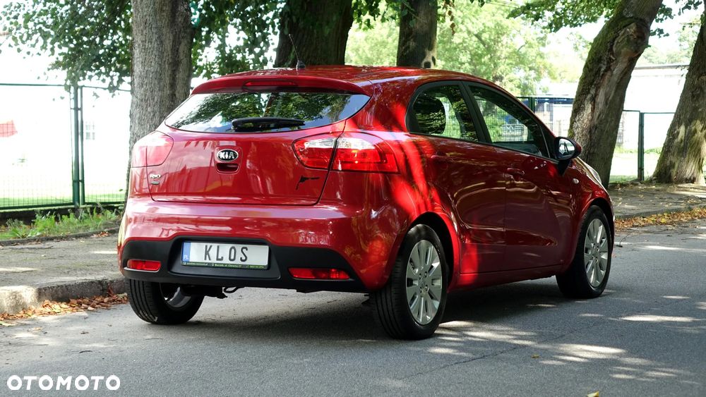 Kia Rio - 34