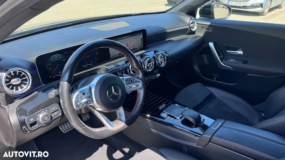 Mercedes-Benz A 180 d Sedan 7G-DCT AMG Line - 19