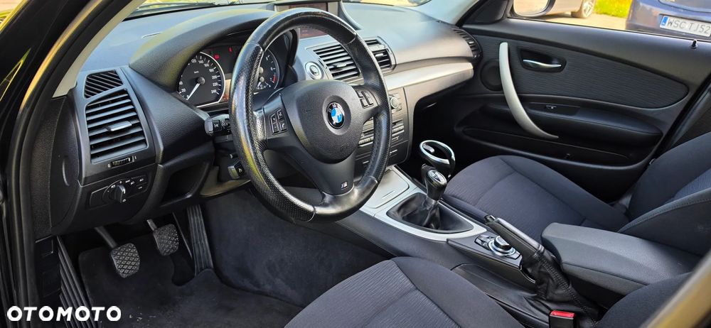 BMW Seria 1 118i Edition Sport - 22