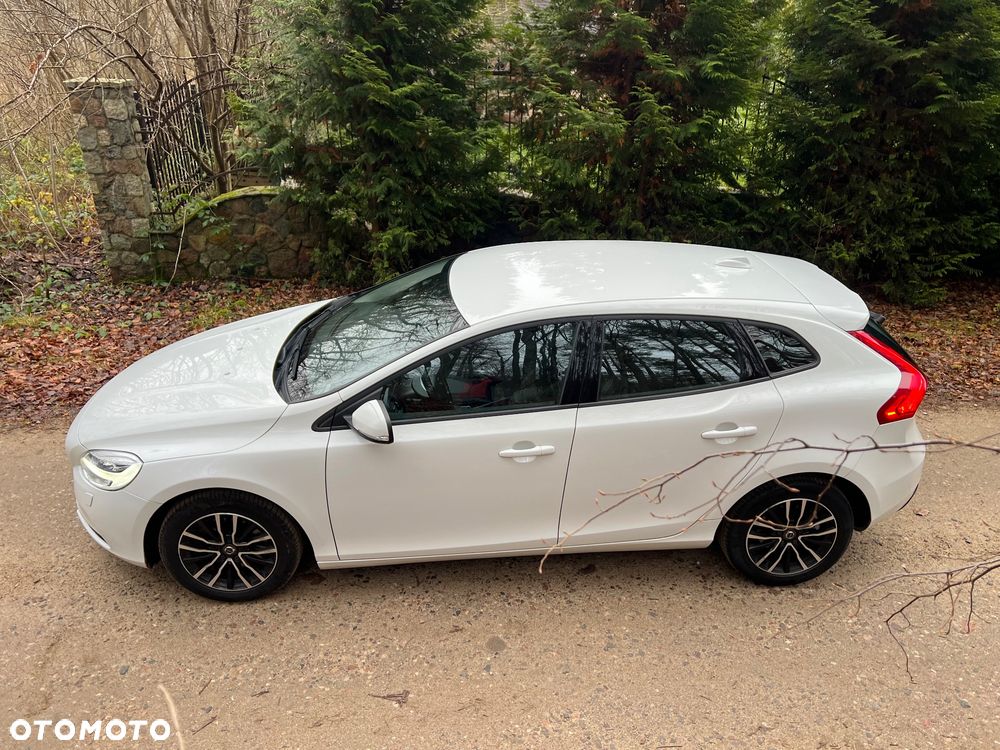 Volvo V40 D3 Geartronic Inscription - 16