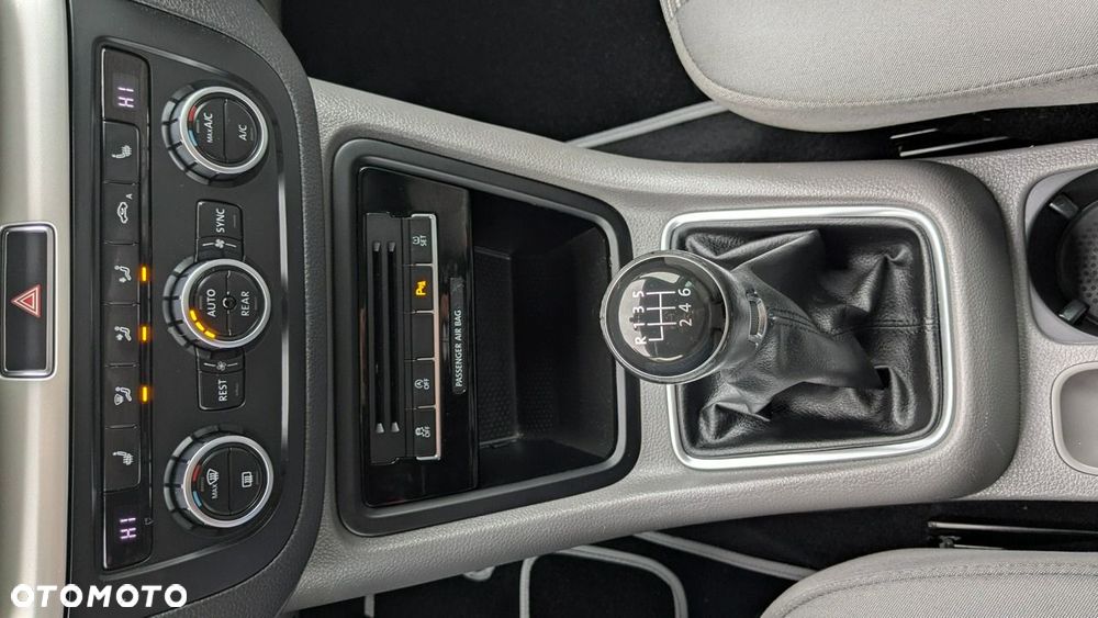 Seat Alhambra 2.0 TDI DPF Ecomotive - 32