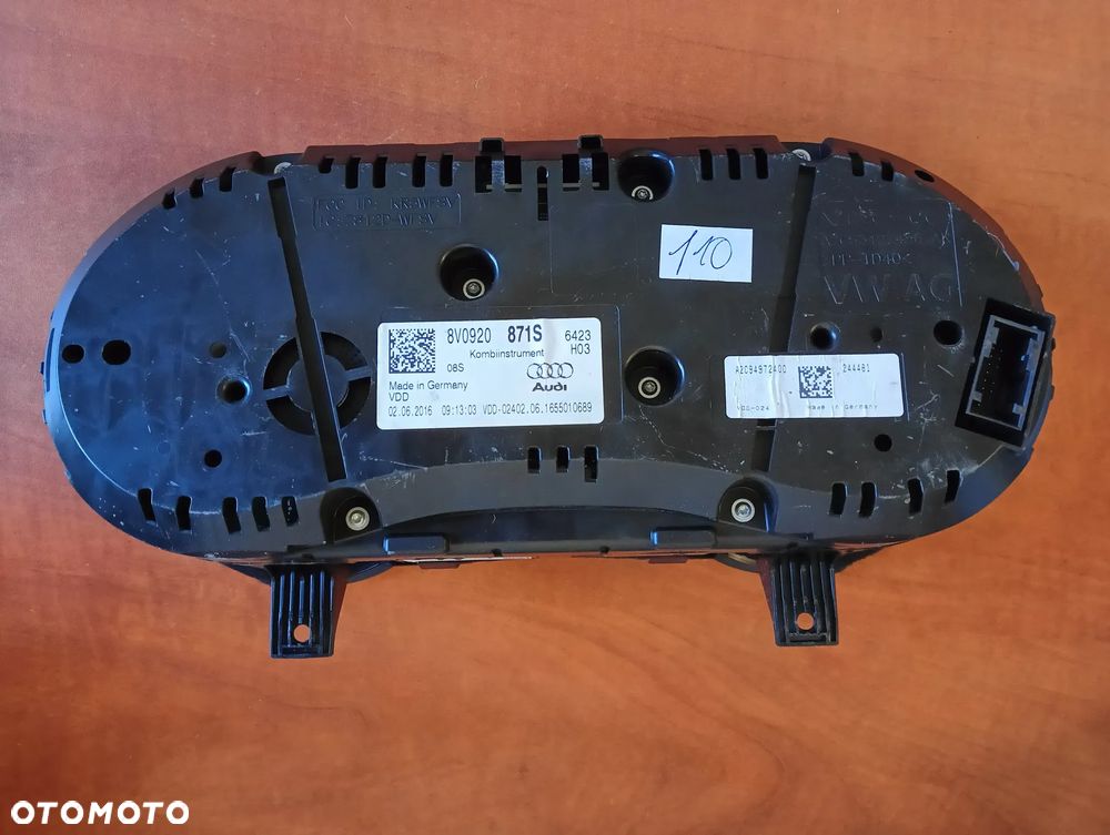 LICZNIKI ZEGARY 8V0920871S AUDI A3 8V 1.6 - 2