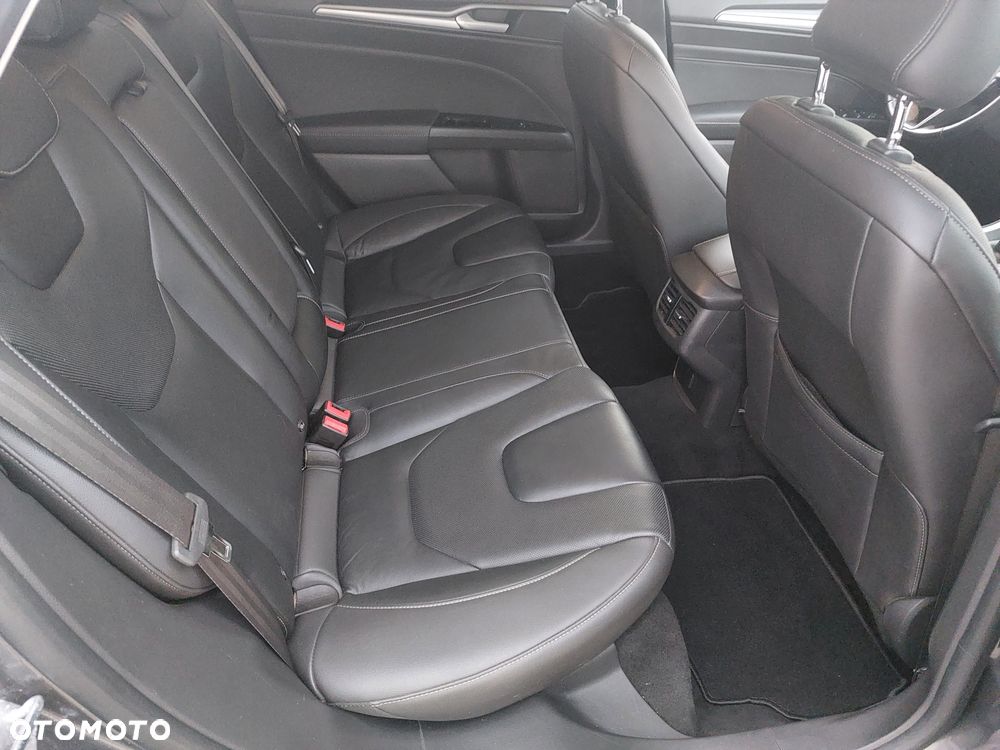 Ford Mondeo 2.0 TDCi Start-Stopp ST-Line - 21