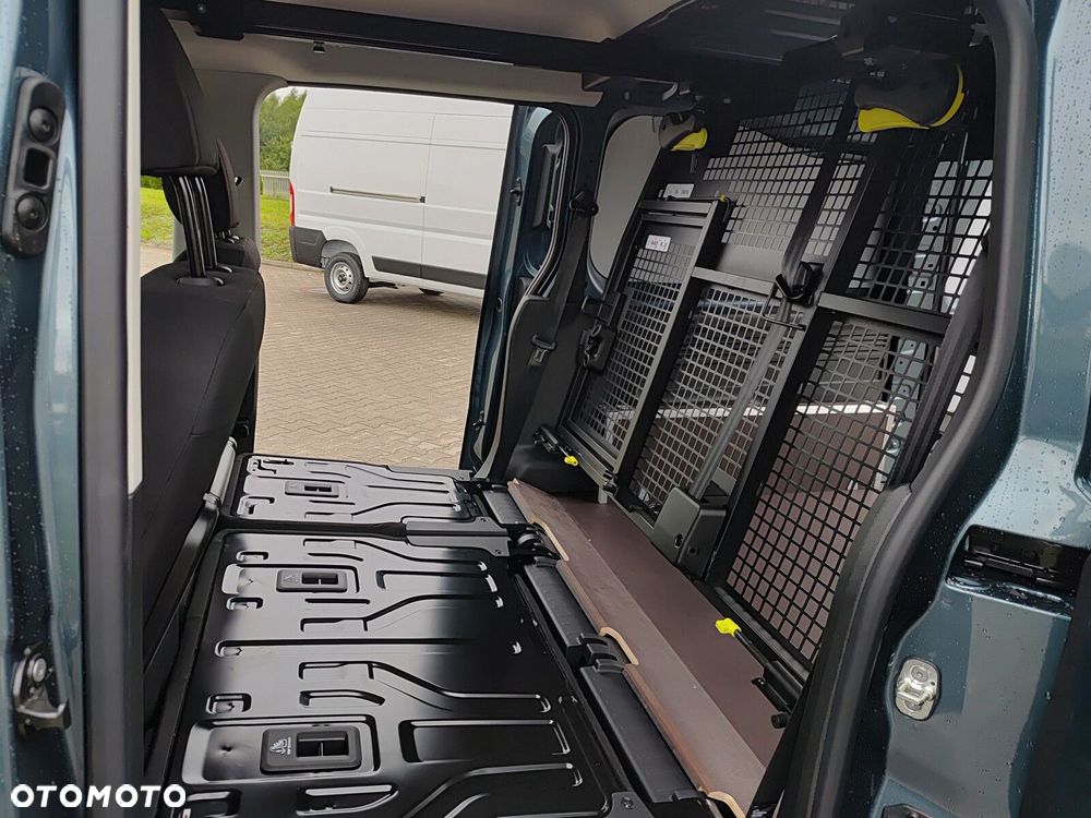 Opel Combo Cargo Combo Cargo L2 Załogowy 1.5 Diesel 131 KM AT8 - 28