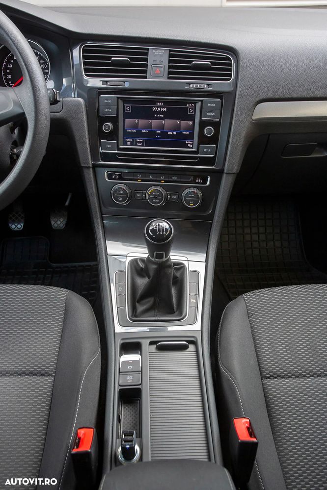 Volkswagen Golf 1.0 TSI Trendline - 5