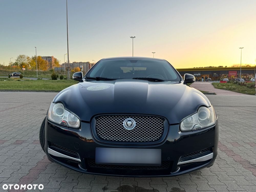 Jaguar XF 3.0 V6 Premium Luxury - 5