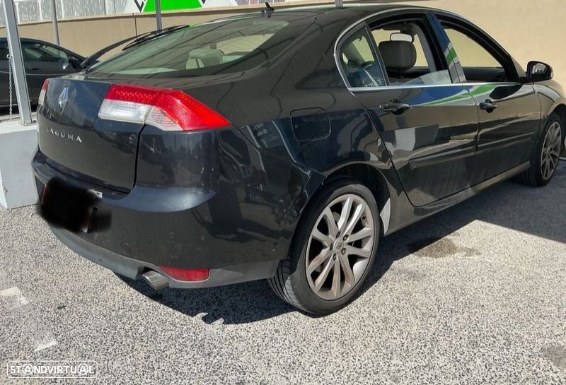 Renault Laguna 2.0 dCi Initiale - 3