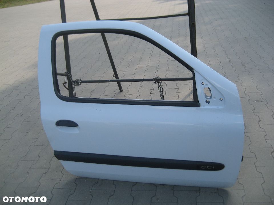 RENAULT CLIO 2 II LIFT  DRZWI PRAWE przód wersja 3DZ