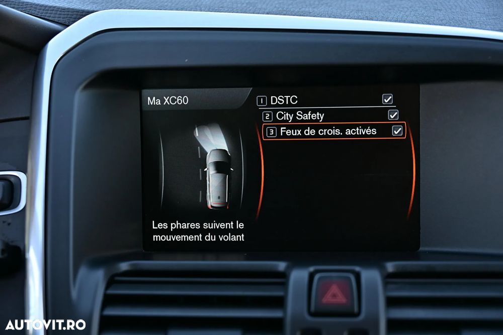 Volvo XC 60 D5 AWD Aut. Summum - 25