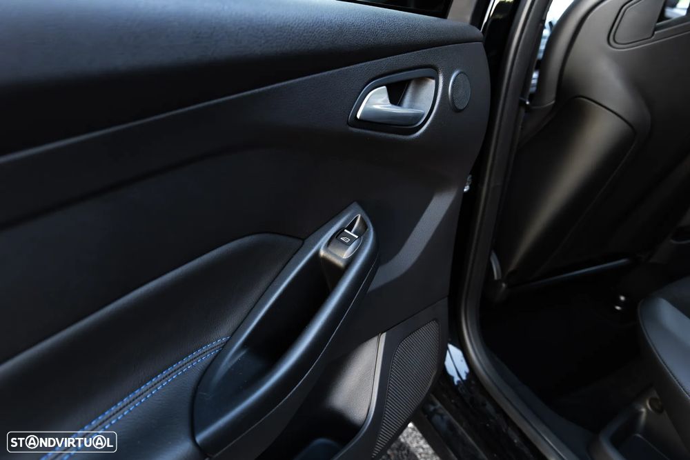 Ford Focus 2.3 EcoBoost RS Pack Performance - 22