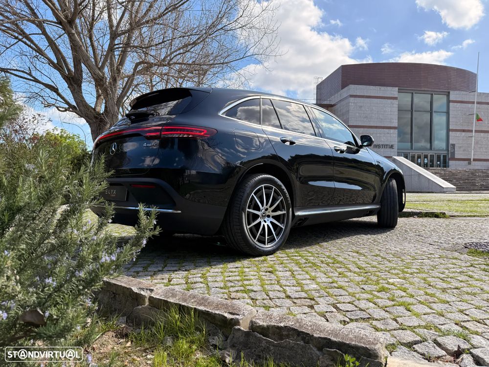 Mercedes-Benz EQC 400 4Matic AMG Line - 10