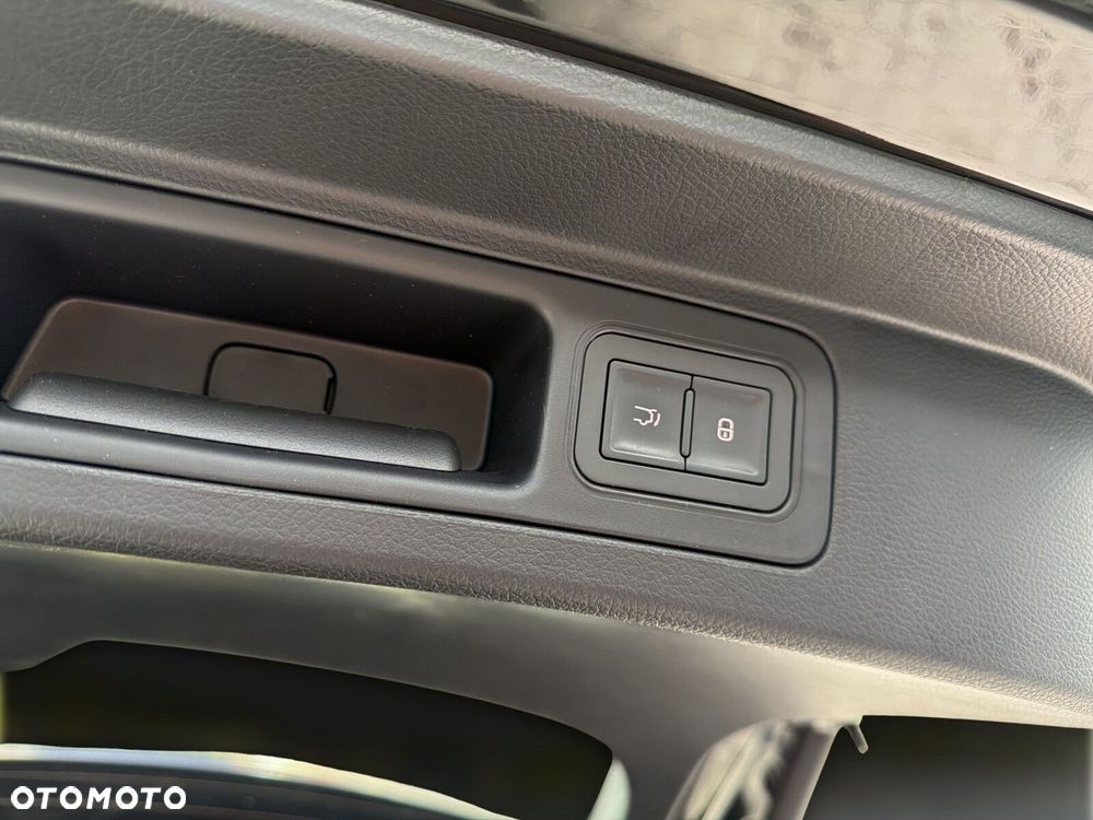 BYD Seal U - 35