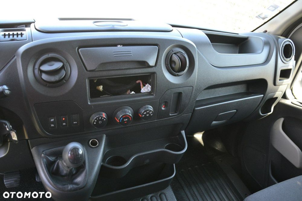 Renault Master - 13