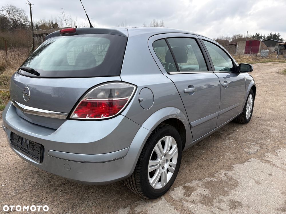 Opel Astra 1.6 Innovation 110 Jahre - 6