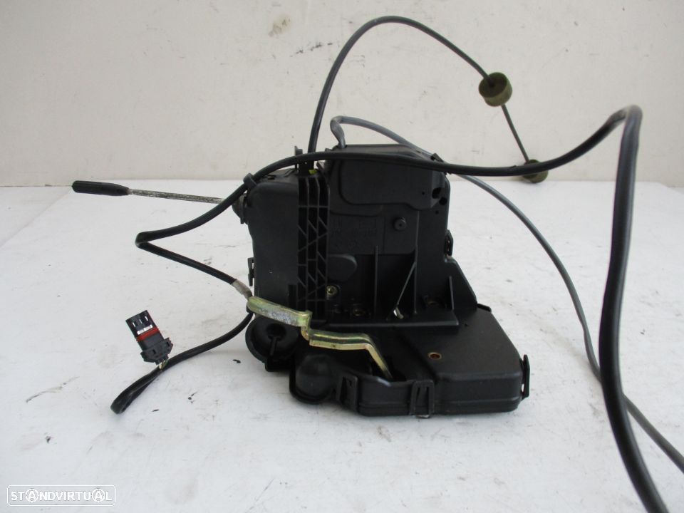 Fechadura Trinco porta Mercedes w203 frente direito - 1