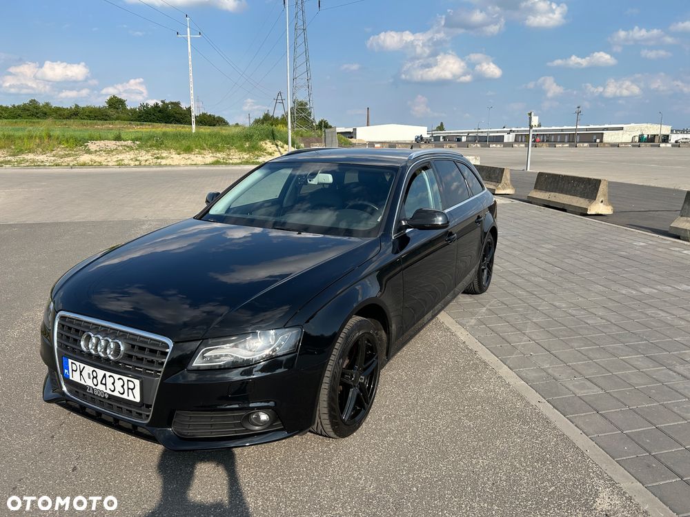 Audi A4 ver-avant-1-8-tfsi-s-line-sportpaket-plus- - 2