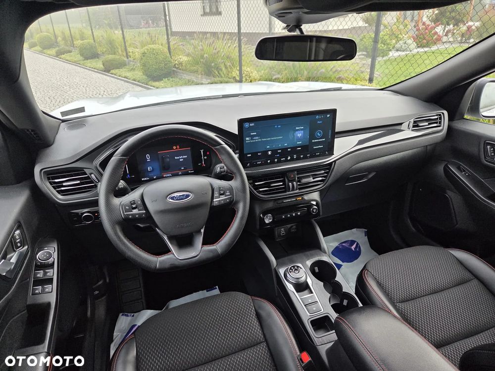 Ford Kuga - 12
