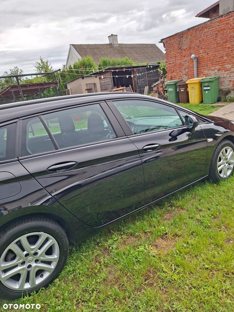 Opel Astra 2022 photo 5