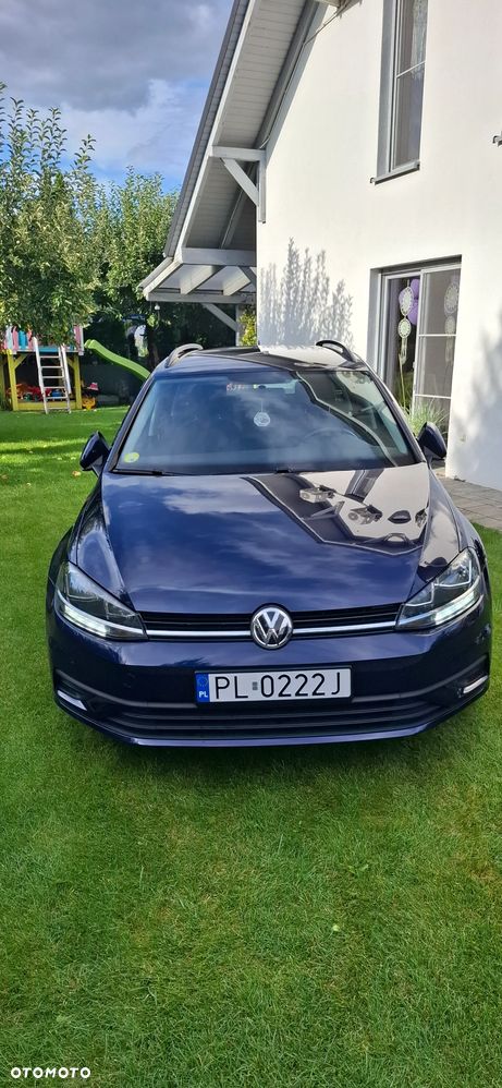 Volkswagen Golf - 6