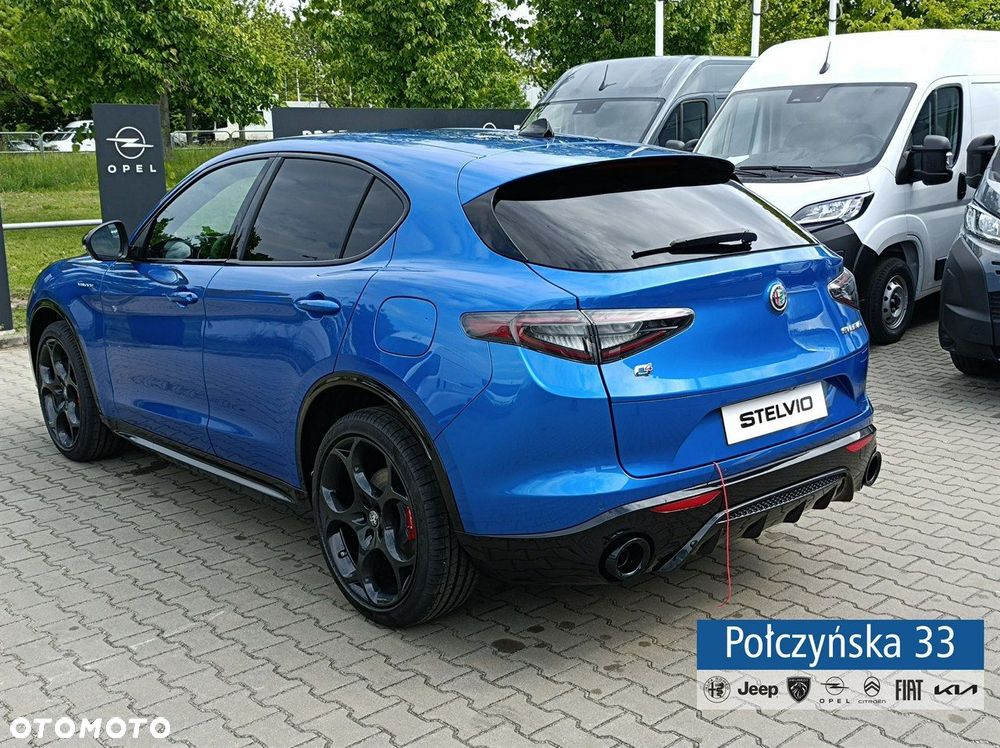 Alfa Romeo Stelvio - 5