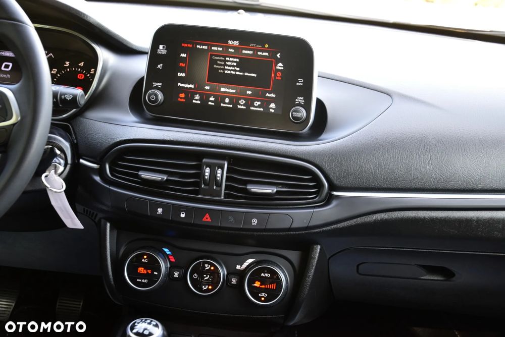 Fiat Tipo 1.4 T-Jet Business Line - 29