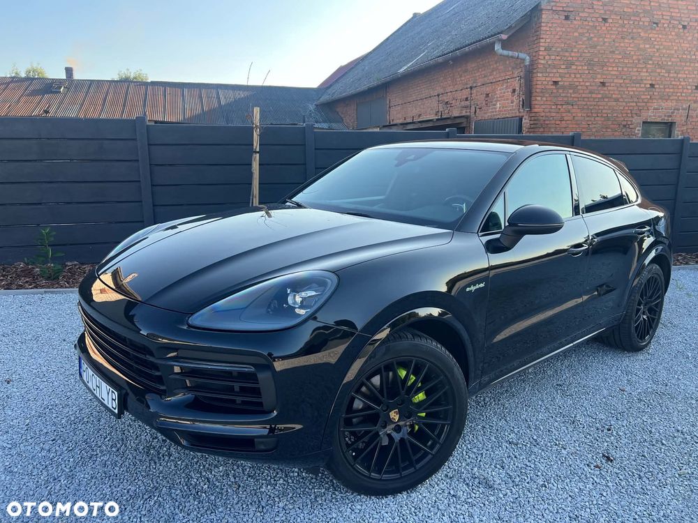 Porsche Cayenne E-Hybrid - 2