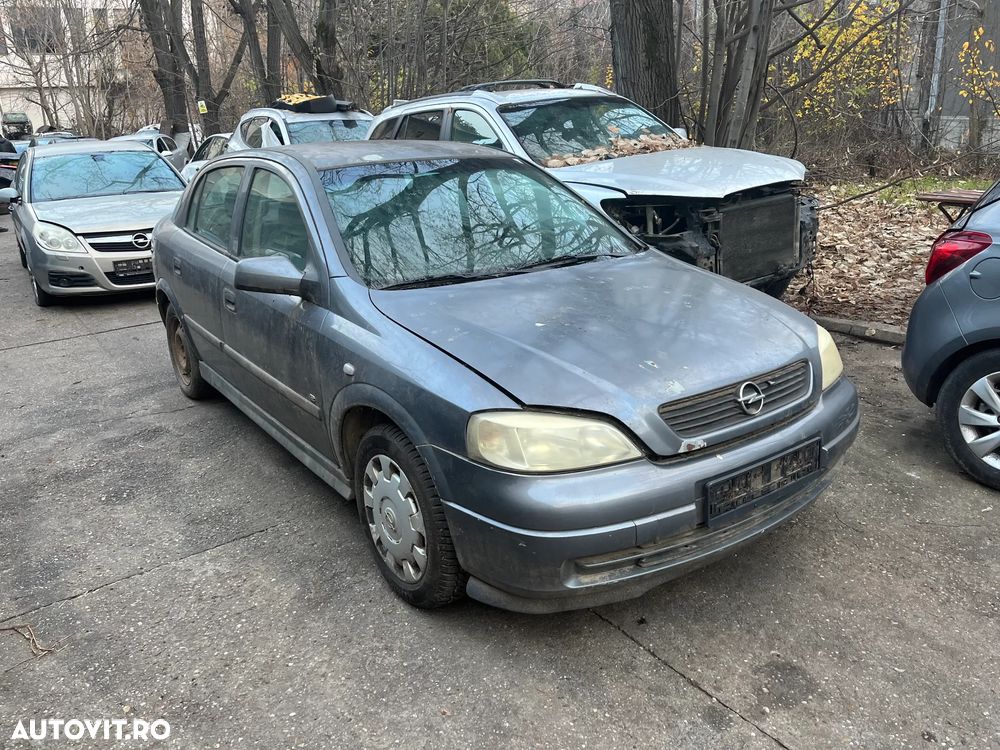 Dezmembrez Opel Astra G gri inchis 1,4 benzina 2006 - 1
