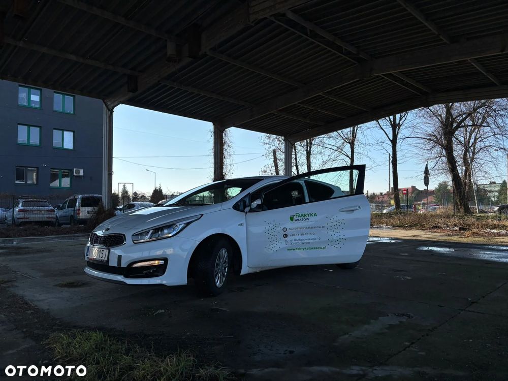 Kia Ceed - 5