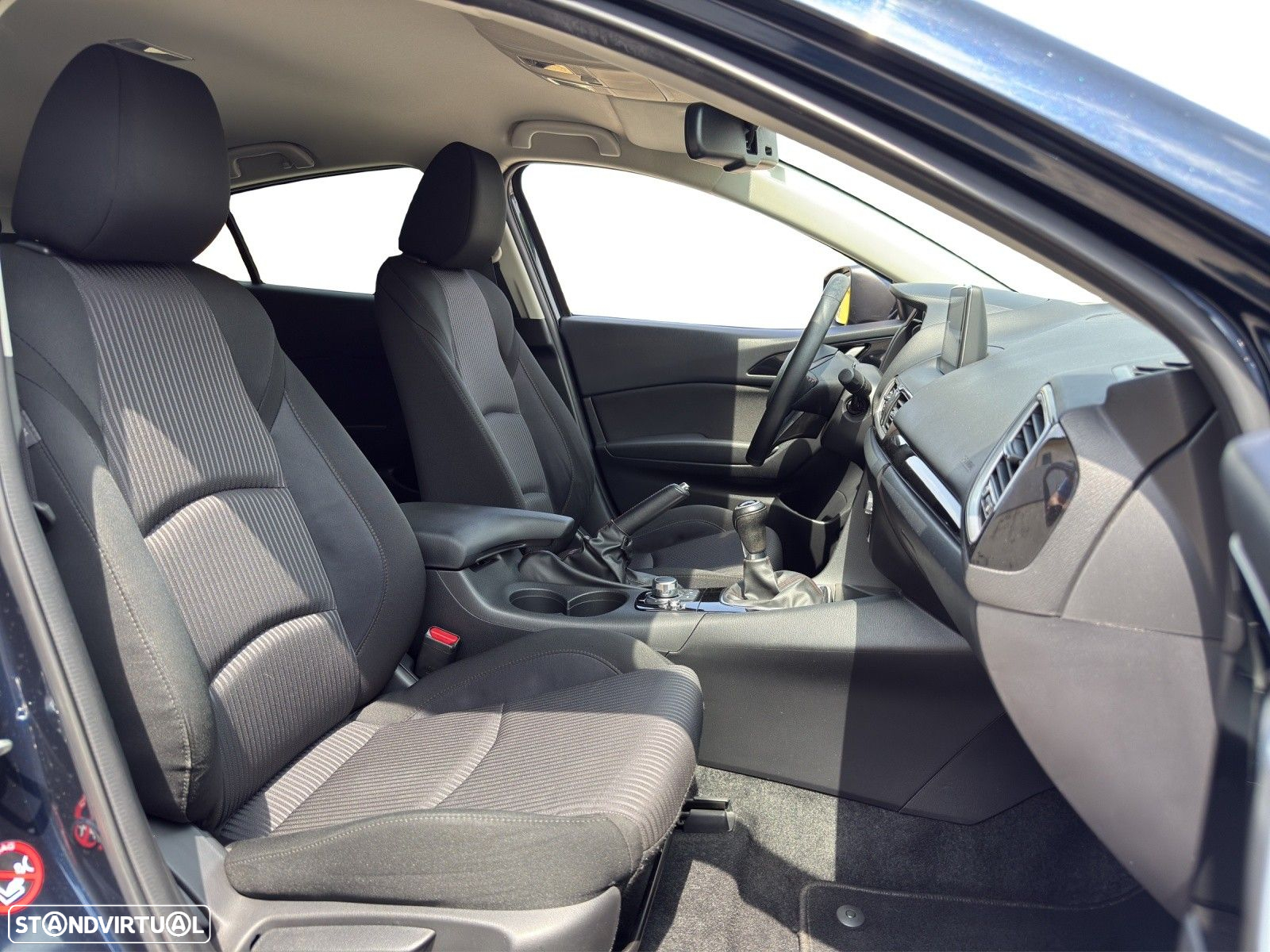 Mazda 3 1.5 Sky-G Evolve HS Navi - 14