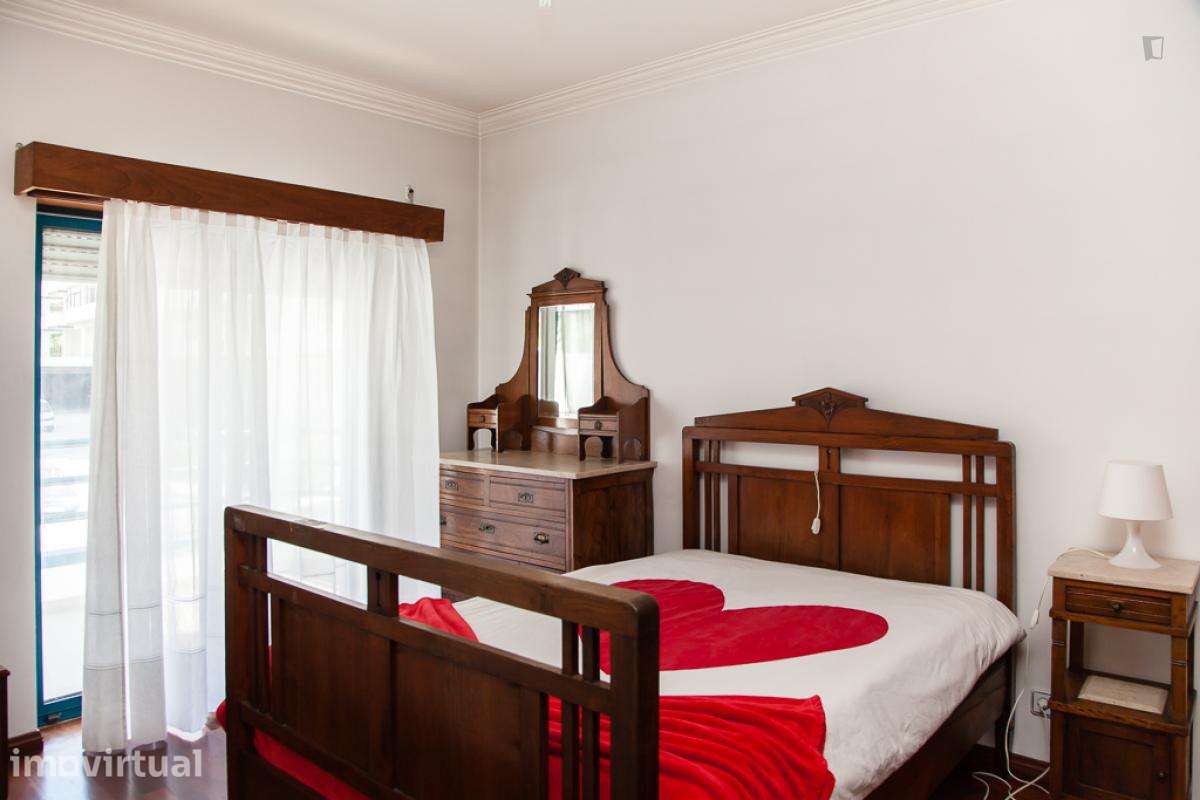 Quarto - localizado em São Jerónimo Coimbra - Grande imagem: 4/30