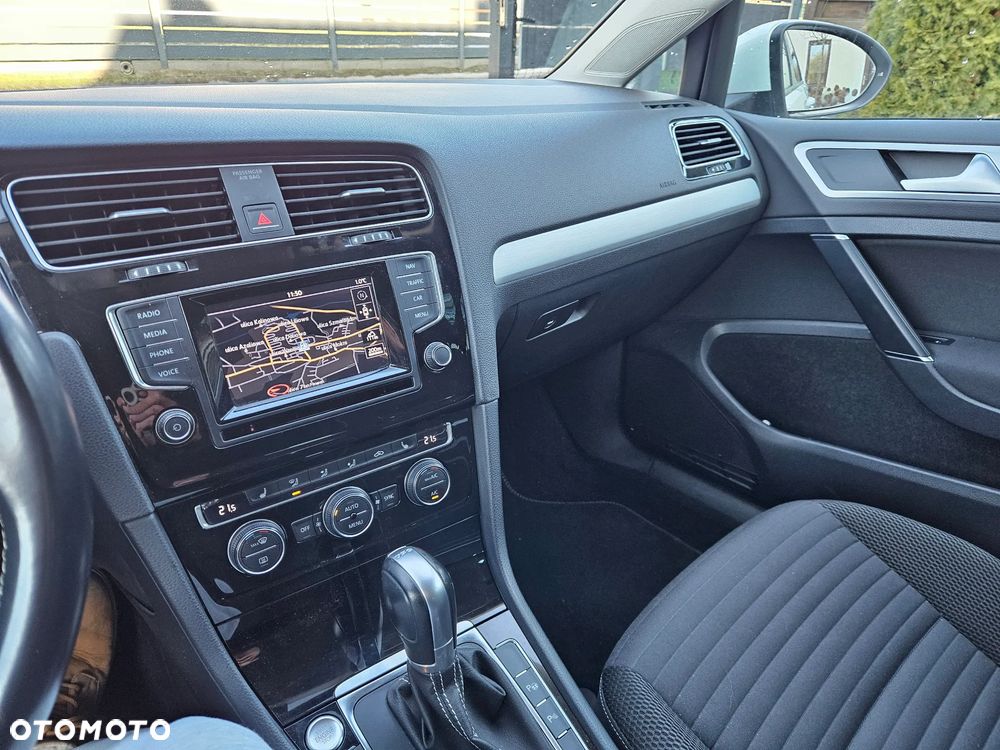 Volkswagen Golf 1.6 BlueTDI DSG Cup - 16