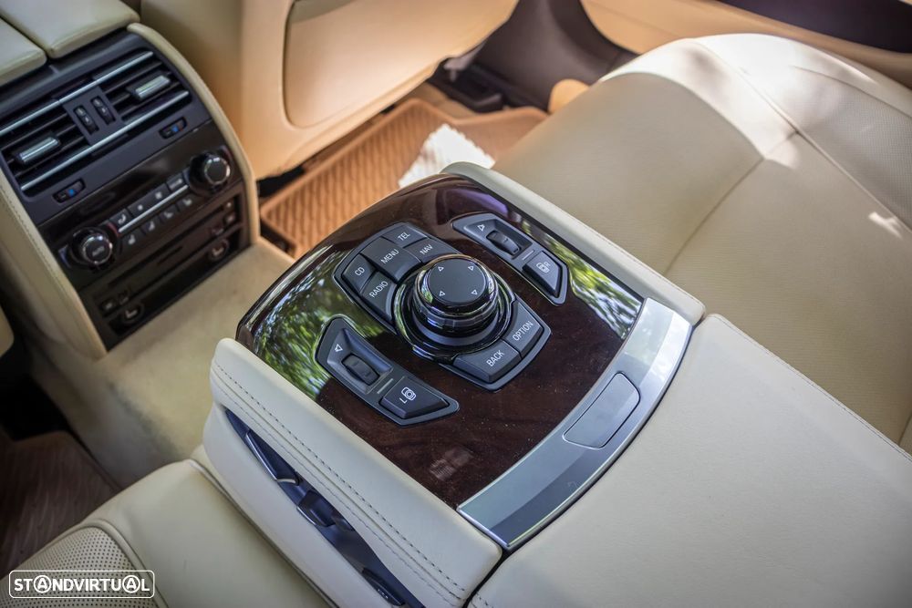 BMW 760 i - 26