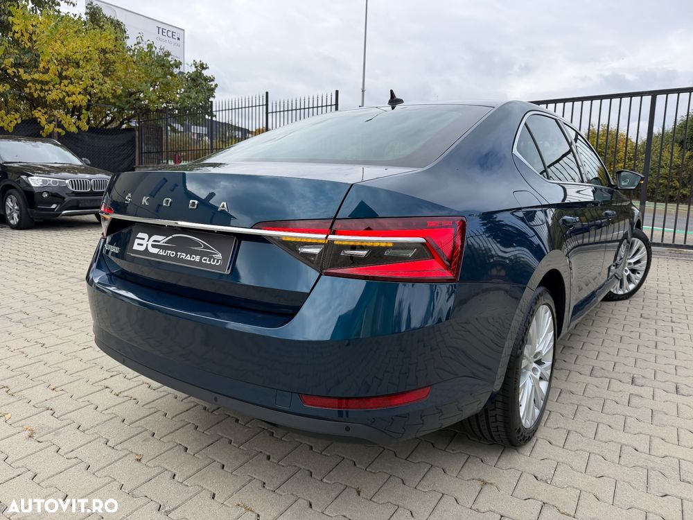 SKODA Superb 2021 — imagine 21