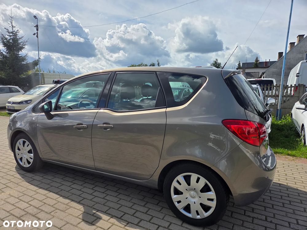 Opel Meriva - 8