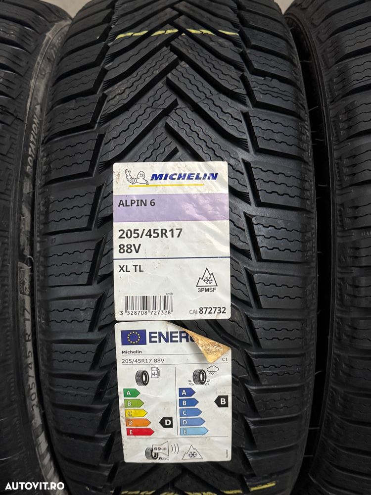 Vând 4 anvelope 205/45/17 Michelin de iarnă noi - 2