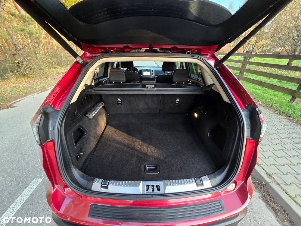 Ford Edge 2.0 TDCi Bi-Turbo 4x4 Titanium - 25