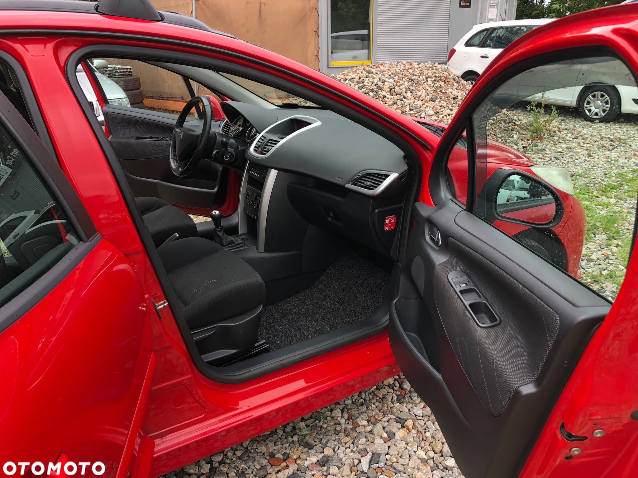 Peugeot 207 1.4 16V Sporty - 13