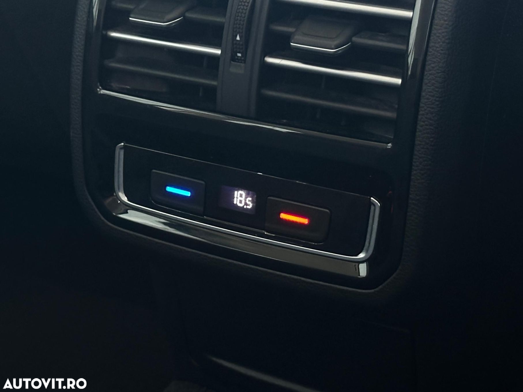 Volkswagen Passat - 21