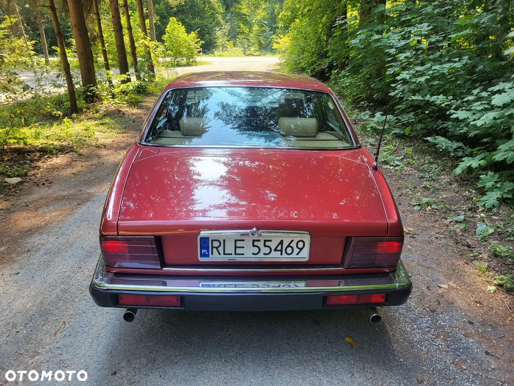 Jaguar XJ Soverign 3.2i - 8