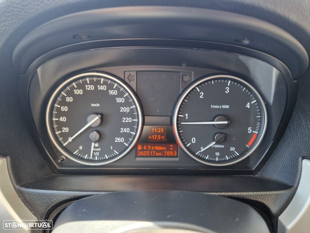 BMW 320 d - 11