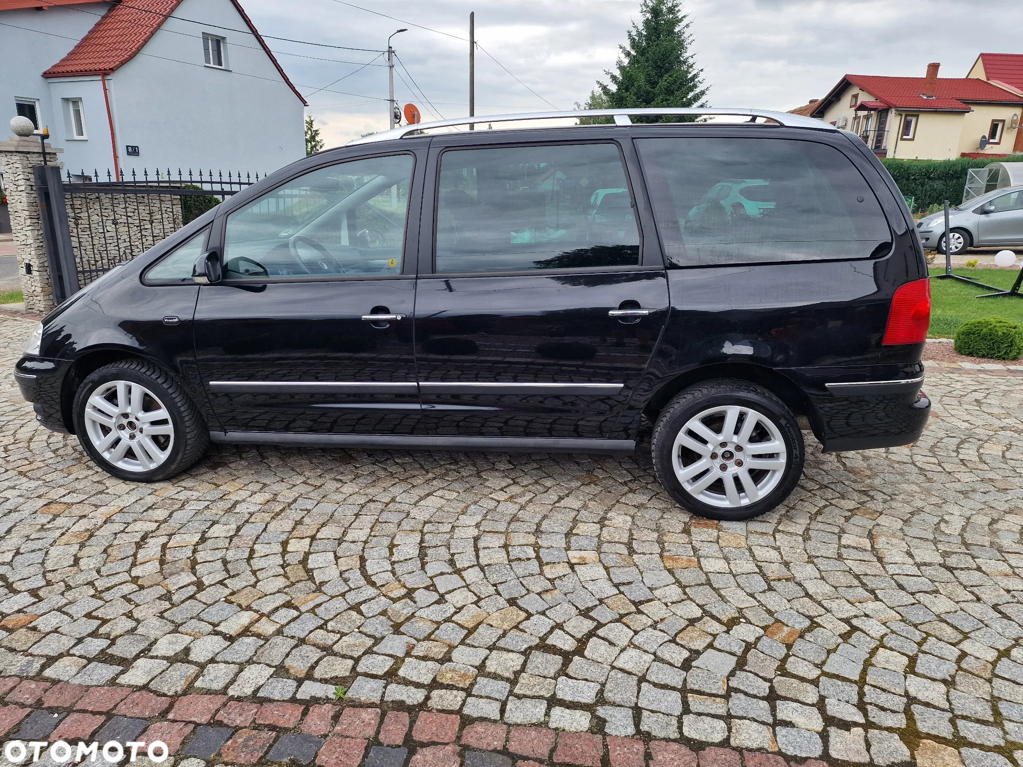 Volkswagen Sharan 2.0 TDI DPF Highline - 8
