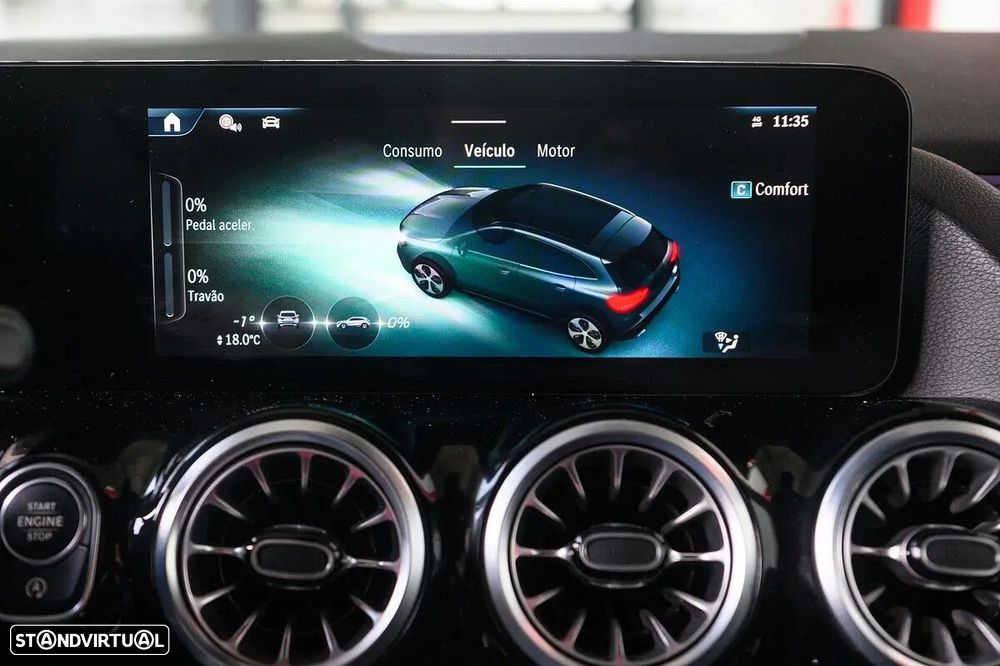Mercedes-Benz GLA 200 - 39