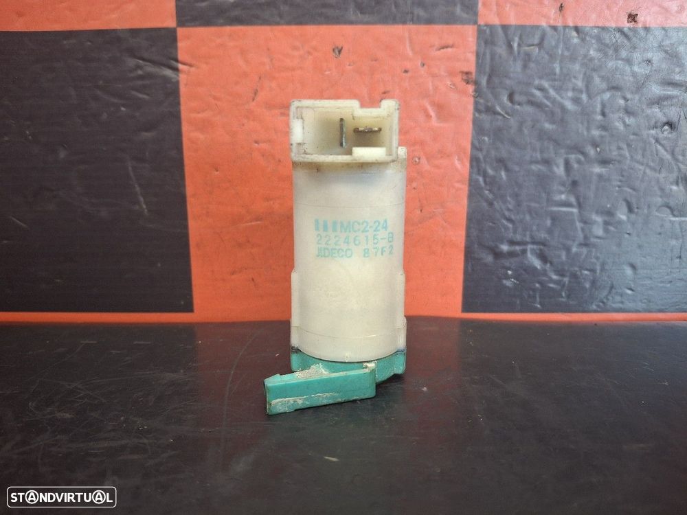 Motor Esguicho / Reservatório Limpa Vidros Isuzu Elf Camião De Platafo - 2