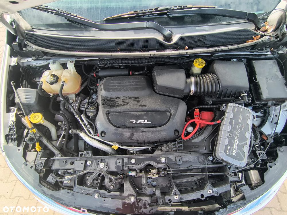 Chrysler Pacifica - 9