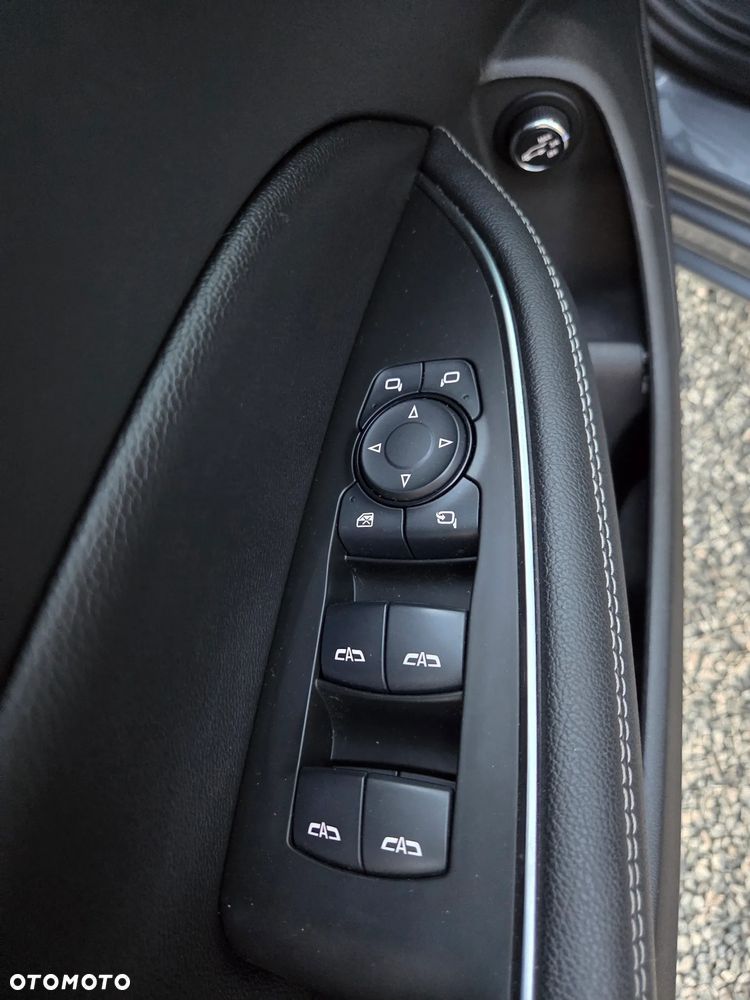 Opel Insignia 2.0 CDTI Elegance S&S - 34