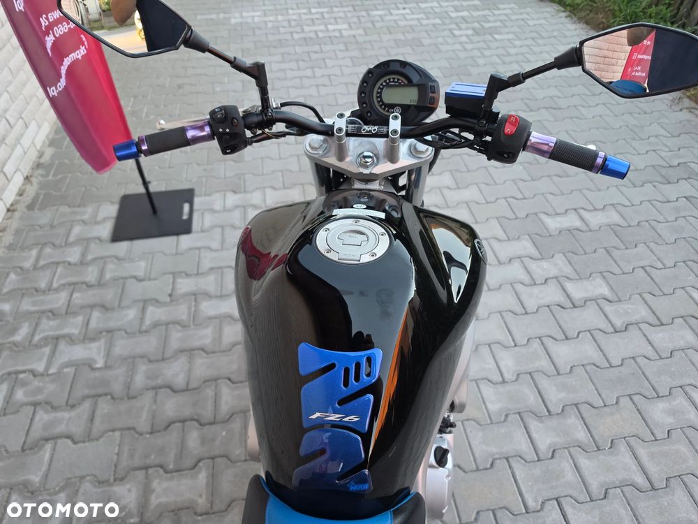 Yamaha FZ6 - 7