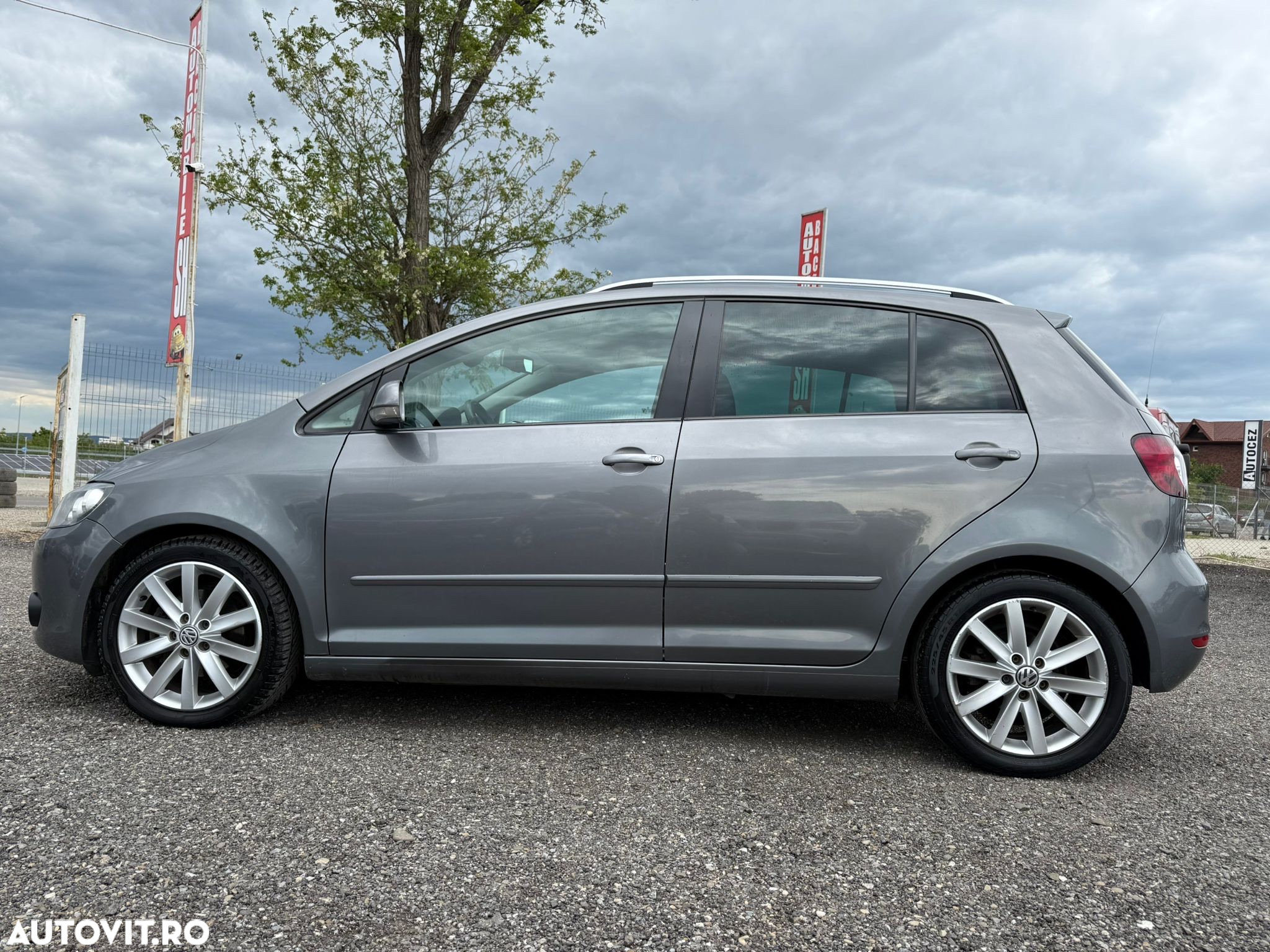 Volkswagen Golf Plus 2.0 TDI Comfortline - 5