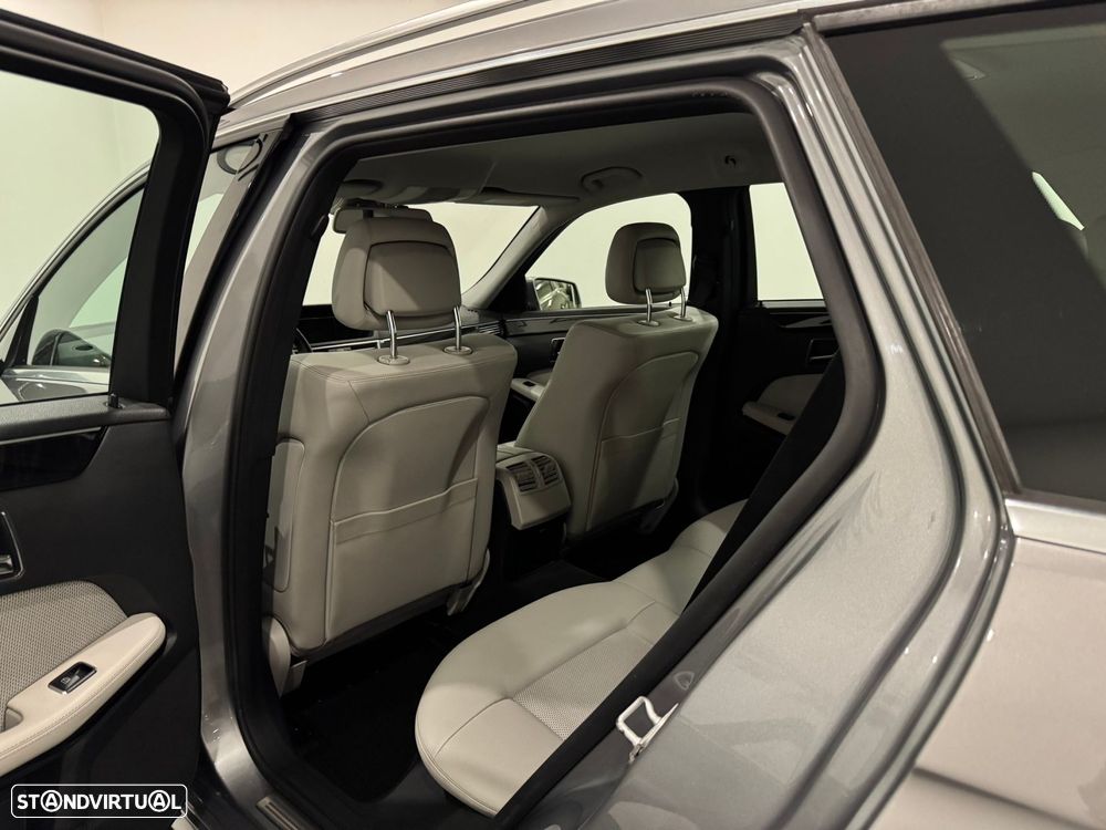 Mercedes-Benz E 250 CDi Avantgarde BlueEfficiency Auto. - 30