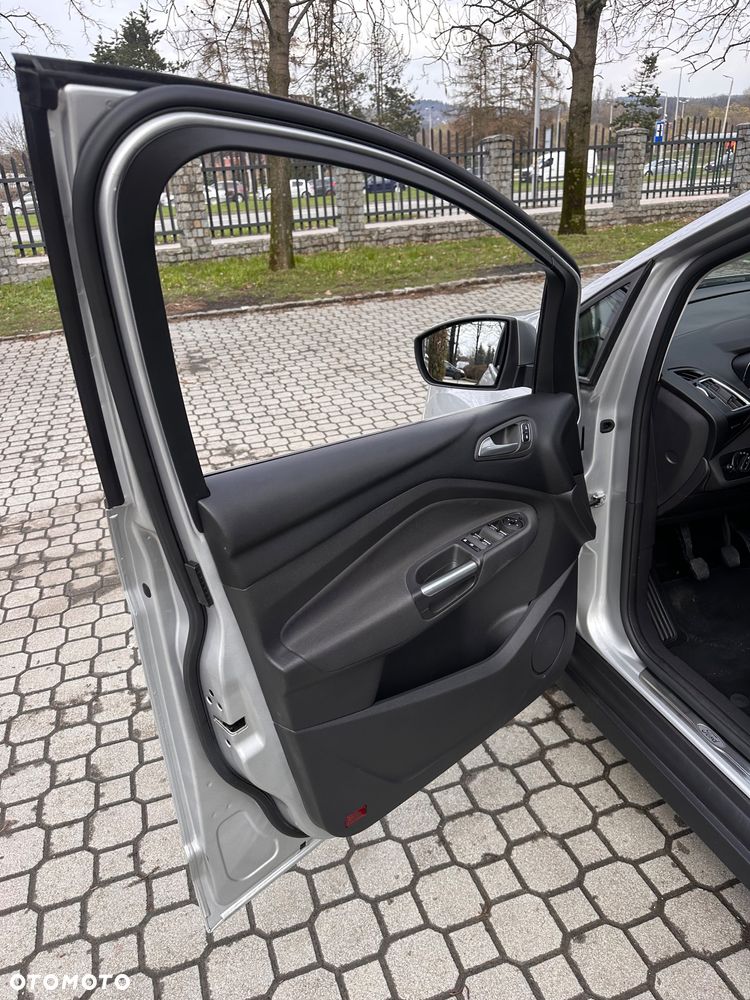 Ford C-MAX 2.0 TDCi Start-Stop-System Titanium - 16